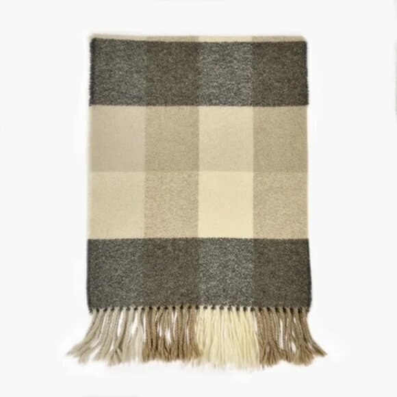 HOLT RENFREW 100% Cashmere Scarf 11" X 62" - Picture 2 of 4